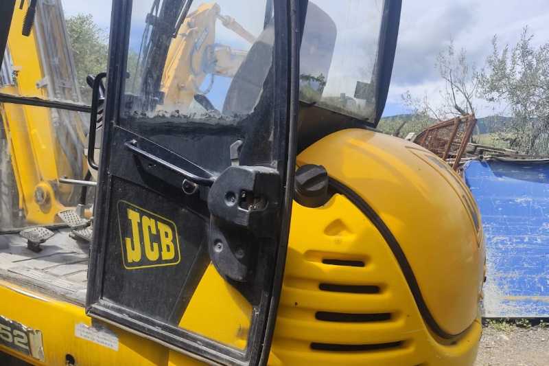OmecoHub - Immagine JCB 8052